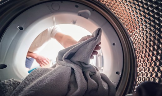 Τα οφέλη των νέων τεχνολογιών στο πλυντήριο ρούχων